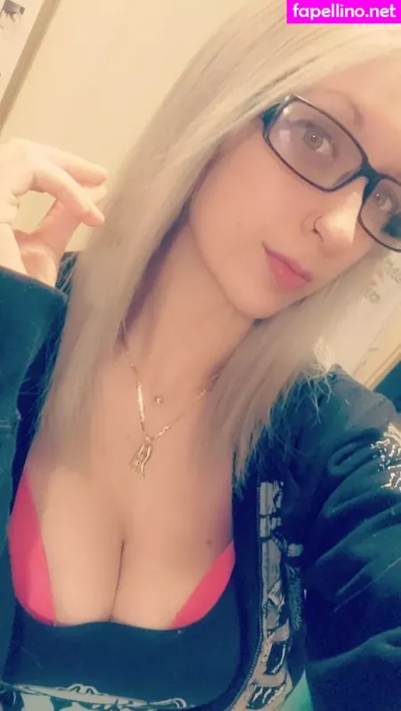 Sofieyoungxxx OnlyFans Thumbnail #C8QTEC92VG