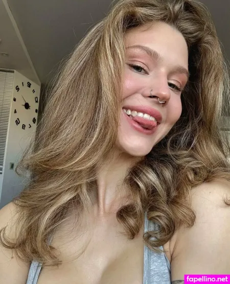 Sofiia Simens OnlyFans Thumbnail #7n81qdLz1G