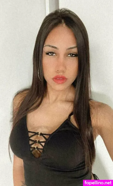 Sofiklair OnlyFans Thumbnail #1xfQnHew4i