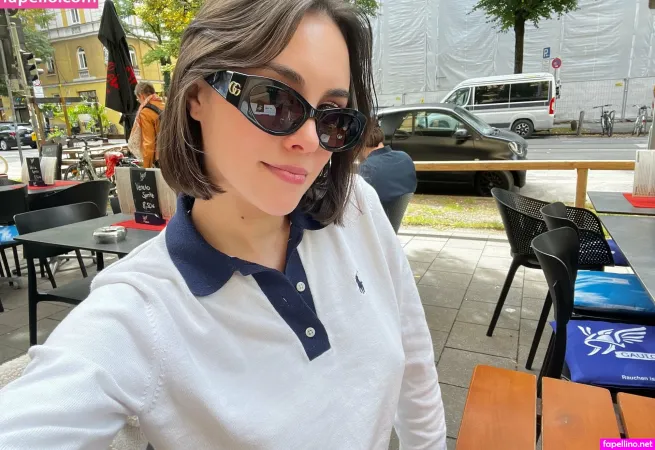 Sofilatina OnlyFans Thumbnail #dTMOnHP3SM