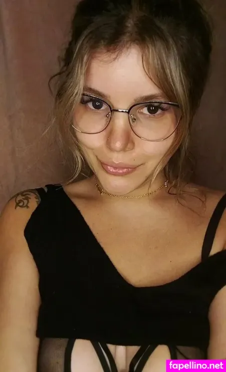 Sofilove 04 OnlyFans Thumbnail #XcA7X7NI4U