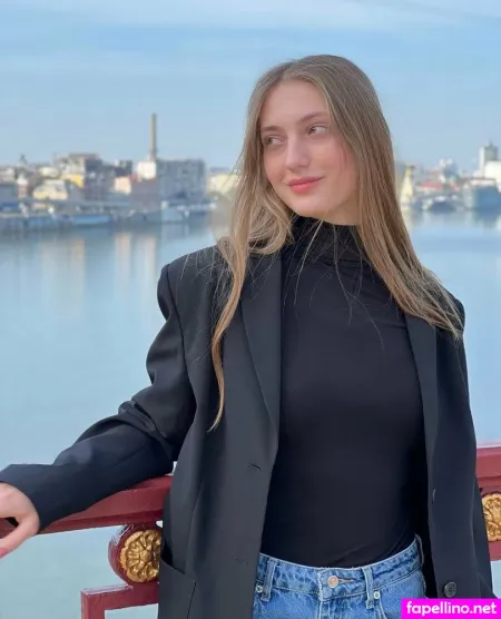 Sofixmorello OnlyFans Thumbnail #FJxz8AsC1C