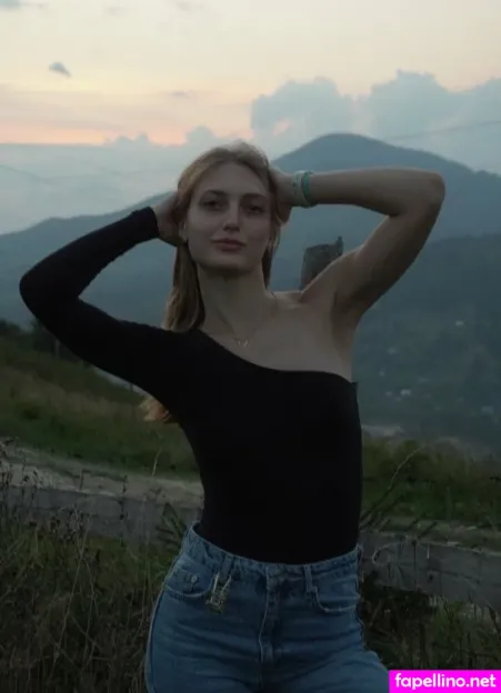 Sofixmorello OnlyFans Thumbnail #WwRnU8qXYE