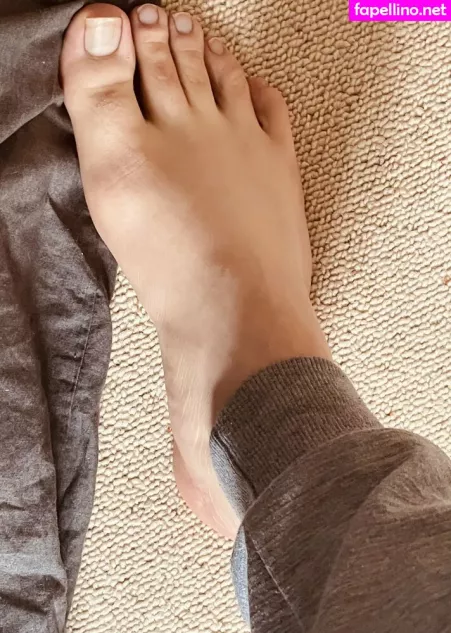 Softboyfeetx OnlyFans Thumbnail #KKcBVl9VJw
