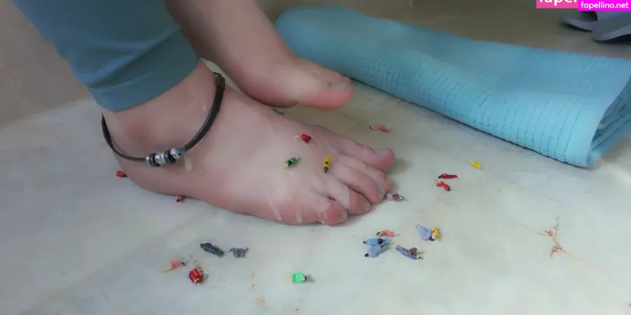 Softboyfeetx OnlyFans Thumbnail #XBWOSIwiPc