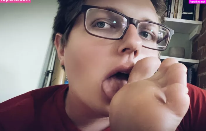 Softboyfeetx OnlyFans Thumbnail #bzTLr9GKZA