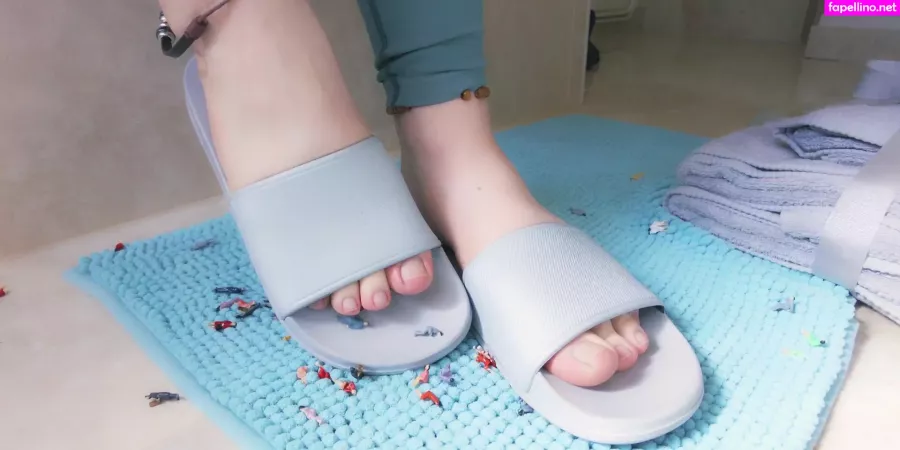 Softboyfeetx OnlyFans Thumbnail #oYT7CRkROz