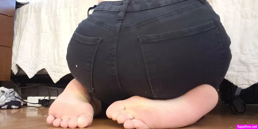 Softcorekittyx OnlyFans Thumbnail #Fr0LLHpSbm