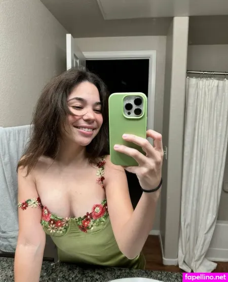 Softdahliaxo OnlyFans Thumbnail #IW0AdBO4Ic