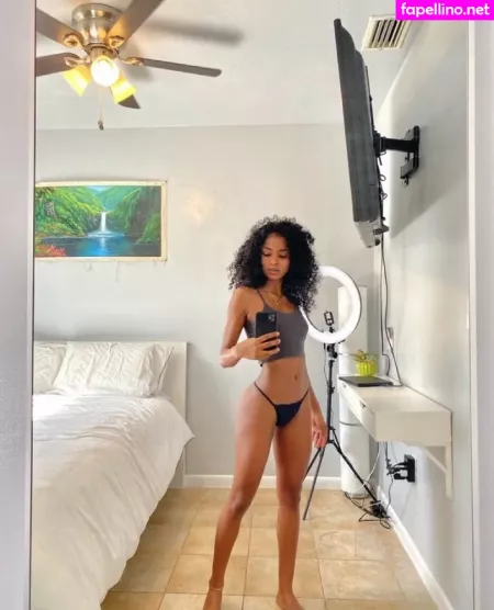 Softest Lauwowlau OnlyFans Thumbnail #9Df6CtH9U5