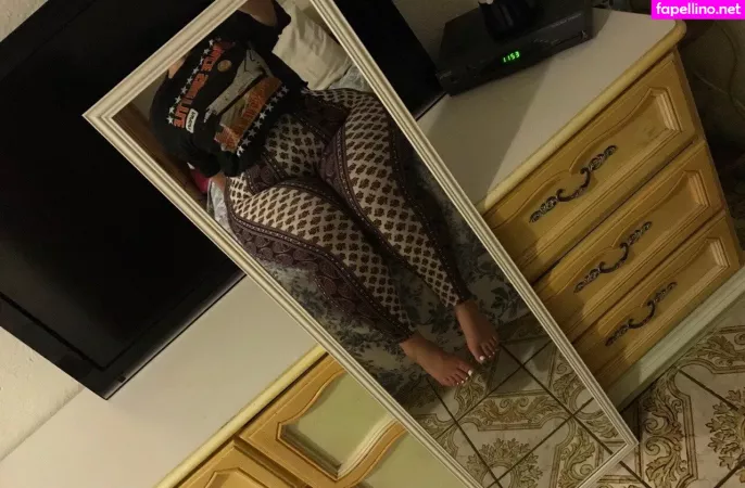 Softestpear OnlyFans Thumbnail #LaF8H2WaVa