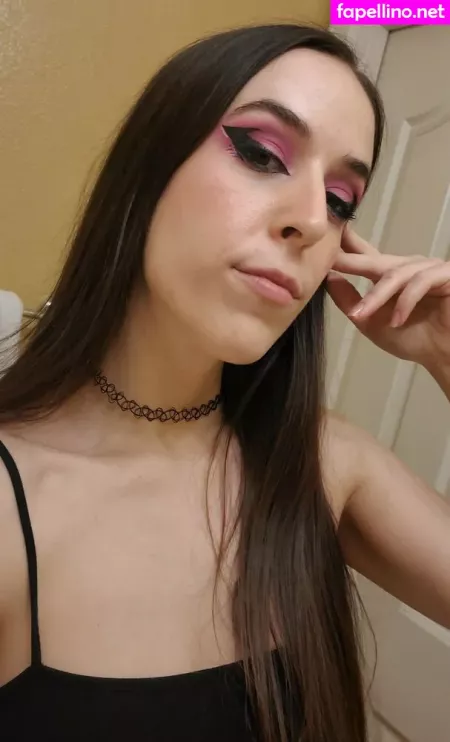 Softgothwaifu OnlyFans Thumbnail #uaN7V9taLS