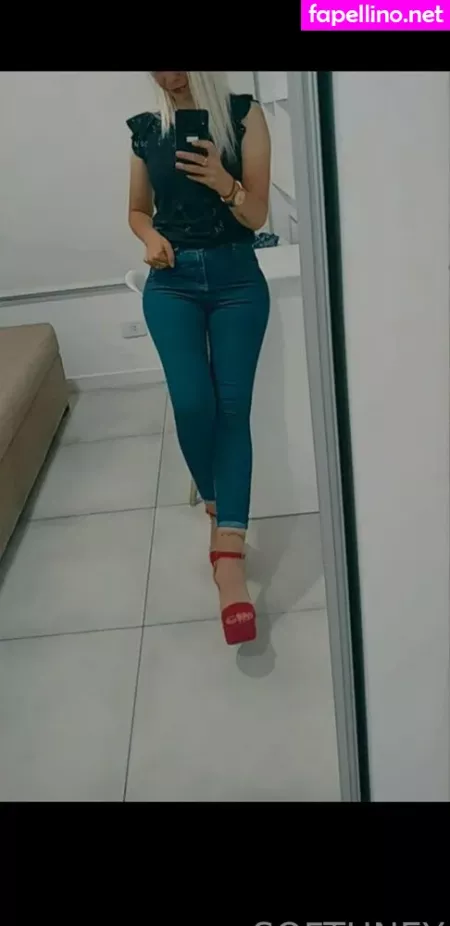 Softhney OnlyFans Thumbnail #h8SrrHSOEh