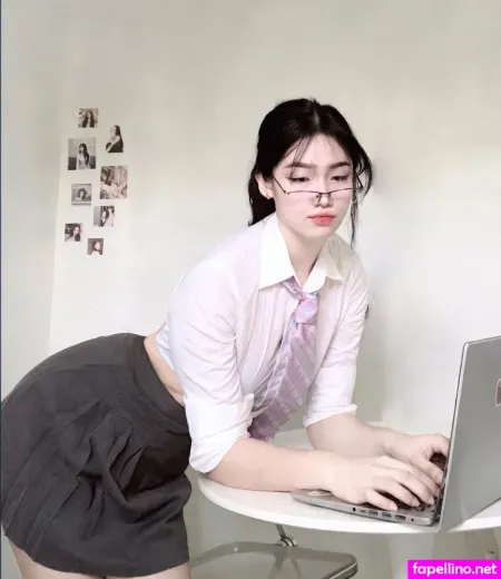 Softiemyra OnlyFans Thumbnail #PMSyUkJKr8