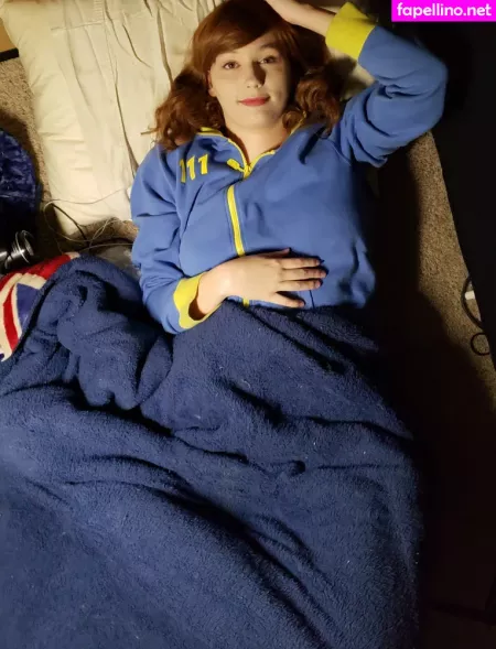 Softlygaloshes OnlyFans Thumbnail #3jpmqUugZ2