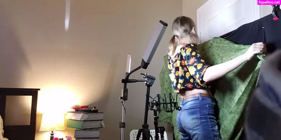 Softlygaloshes OnlyFans Thumbnail #JrypaAgU8o