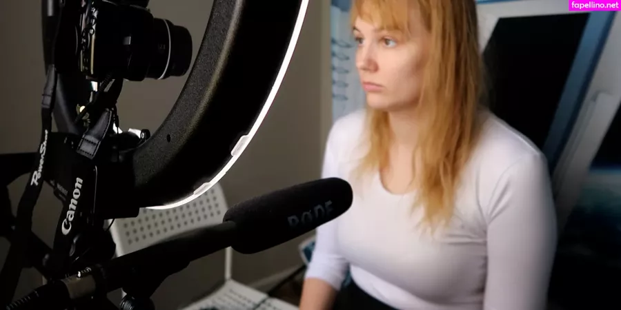 Softlygaloshes OnlyFans Thumbnail #ORwE0tHo2T