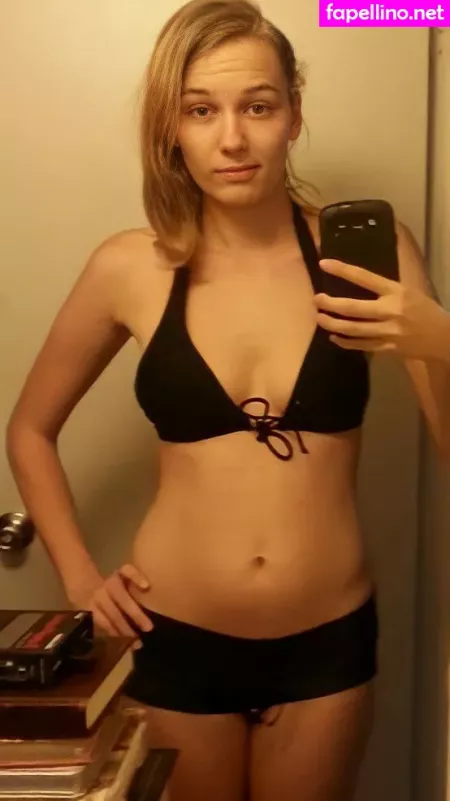 Softlygaloshes OnlyFans Thumbnail #R33xVYXZuo