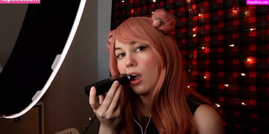 Softlygaloshes OnlyFans Thumbnail #sXTvG6cRzI