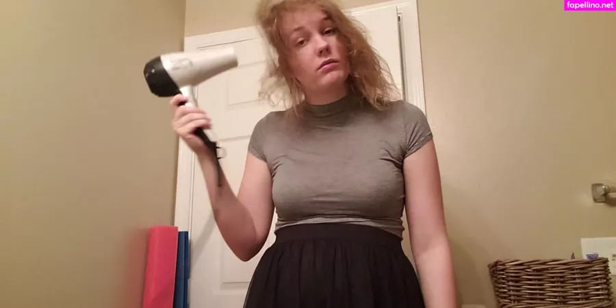 Softlygaloshes OnlyFans Thumbnail #zF8TqQJoEW