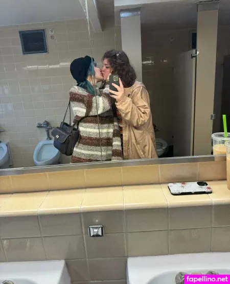 Softsuzzie OnlyFans Thumbnail #Cn0kbPEXbq