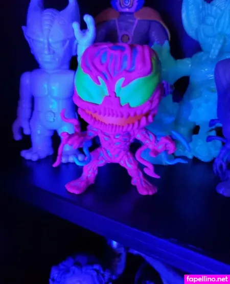 Sofubi666 OnlyFans Thumbnail #Rm9vucvcYV