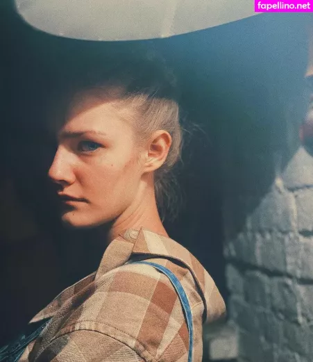 Sofya Volodchinskaya OnlyFans Thumbnail #PH5Zj9KMuQ