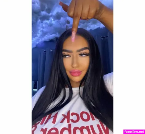 Sofydenton OnlyFans Thumbnail #G98F86NUhz