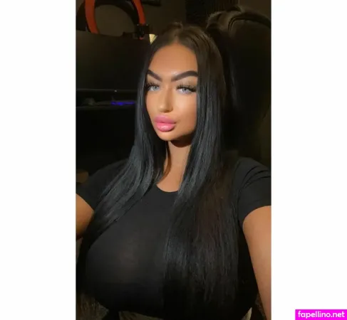 Sofydenton OnlyFans Thumbnail #JDX91VkoNN