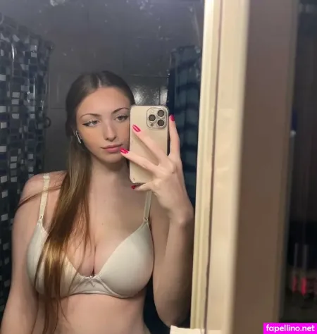 Sofylotta OnlyFans Thumbnail #bXegggSUum