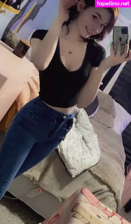 Soggyalien22 OnlyFans Thumbnail #qDInc9hhJ5