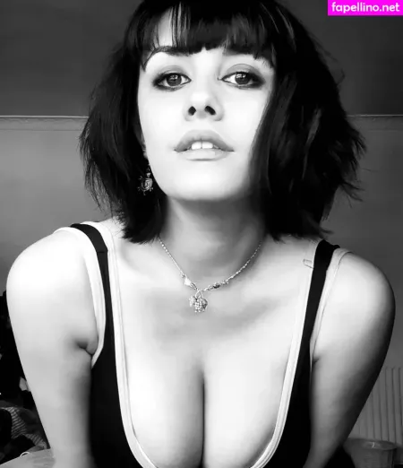 Soheila Clifford OnlyFans Thumbnail #MAKSdqMxVb