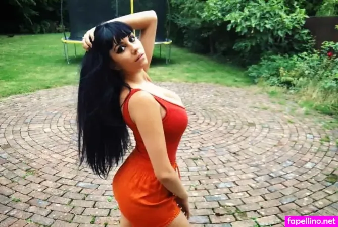 Soheila OnlyFans Thumbnail #CRG6gs8FFO