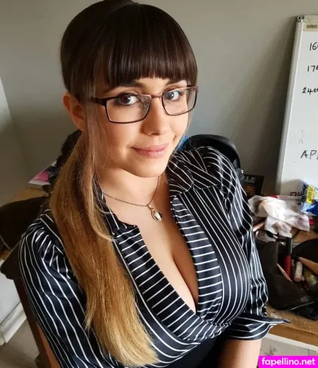 Soheila OnlyFans Thumbnail #WsdsDR9GMm