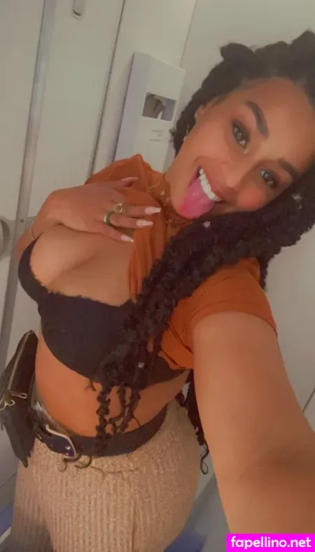 Sokoreygoddesss OnlyFans Thumbnail #L88ZaippWq