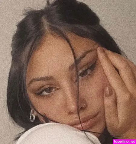 Sol Fernandez01 OnlyFans Thumbnail #fO77Qw1bSk