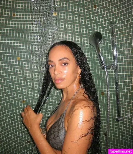 Solange Knowles Main Profile Photo