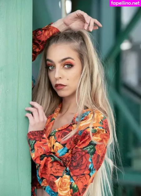 Solange Rodrigues OnlyFans Thumbnail #zmZgAPq3jA