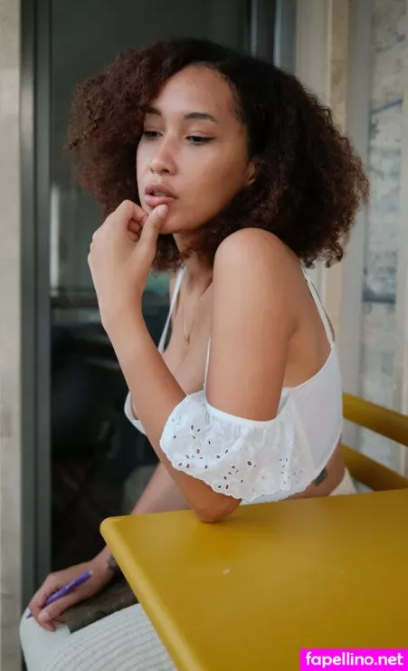 Solangehere OnlyFans Thumbnail #CmWkLZ53dE