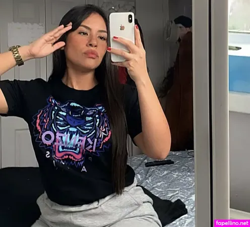 Solangepstn OnlyFans Thumbnail #wt5mJYcRzy