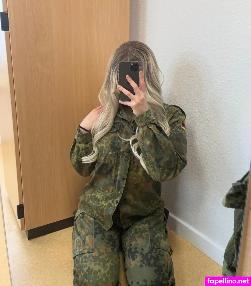 deine.leonie, onlyleoniie.com Nude Leaked OnlyFans Photo #ZHdu2P3xC2