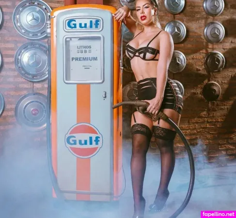 Sole Cardozo OnlyFans Thumbnail #CH2RFx3UjX