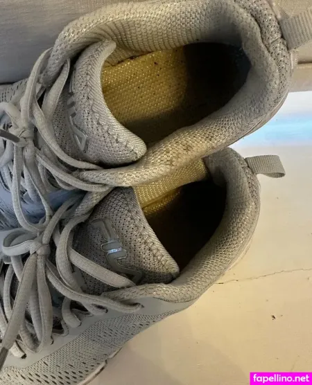 Solesationaluk OnlyFans Thumbnail #4nARRvnsKK