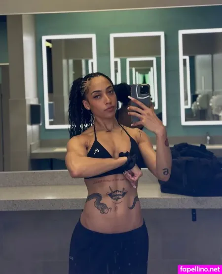 Solesndsouls Praying Mantis OnlyFans Thumbnail #4R43X4vMk4