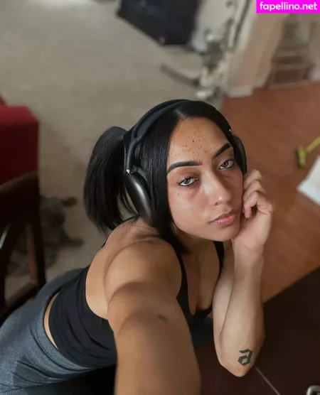 Solesndsouls OnlyFans Thumbnail #2Pj8mV3j9F