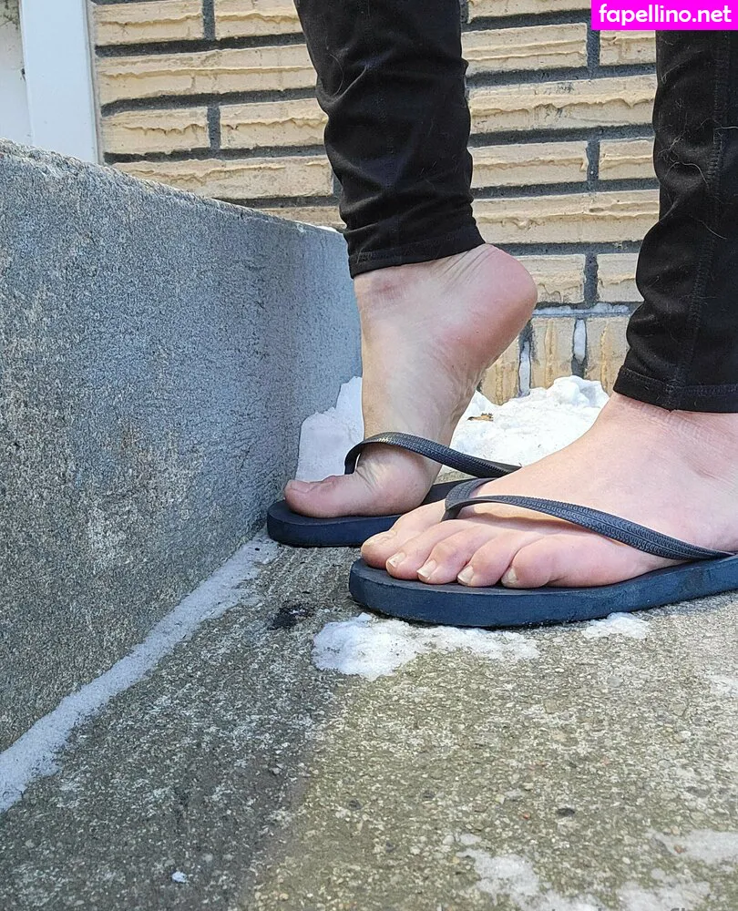 soles.of.katt, solesofkat Nude Leaked OnlyFans Photo #AWBQRAIJ17
