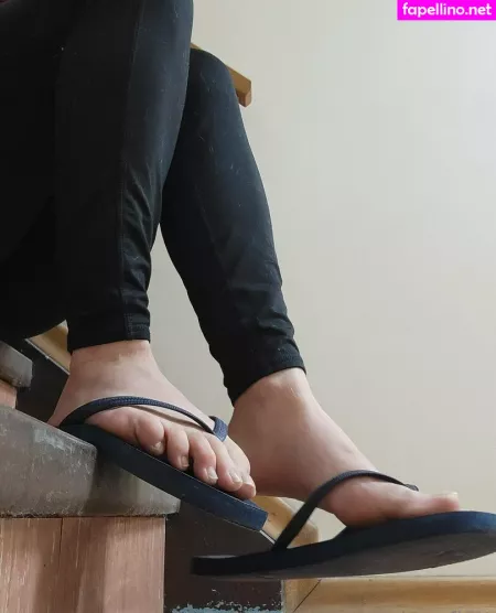 Solesofkat OnlyFans Thumbnail #SsuCKnHR8k