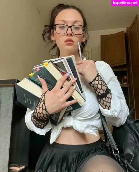 Solittlepeachie OnlyFans Thumbnail #gVlnb0BDiC