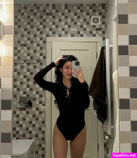 Solllomia OnlyFans Thumbnail #eH5W3iA7ak