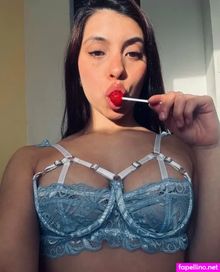 Sollunasol OnlyFans Thumbnail #J6RO9df8A2